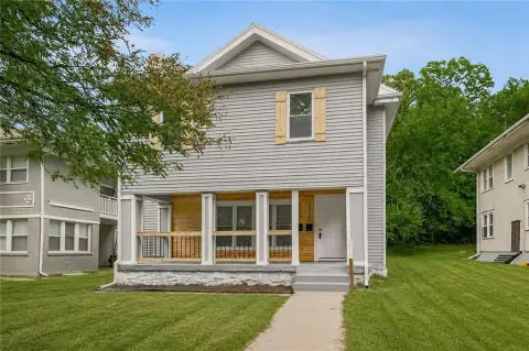 Renovated Duplex with Private Entrances