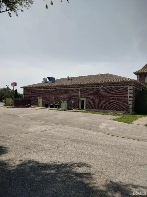 Restaurant/Bar Opportunity in Huntington, IN