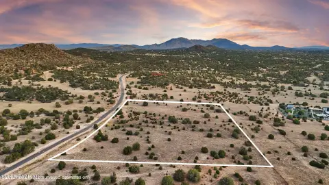 10.12 Acres in Prescott, AZ