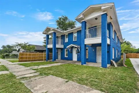 Renovated Quadplex Near Downtown Fort Worth