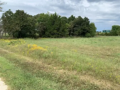 Residential Lot in Choctaw, OK