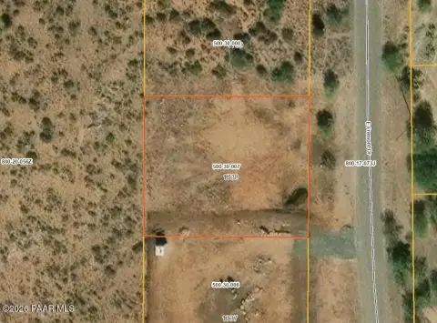 Residential Land in Mayer, Arizona