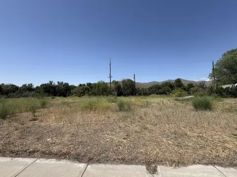 Commercial Land in Bellevue, ID