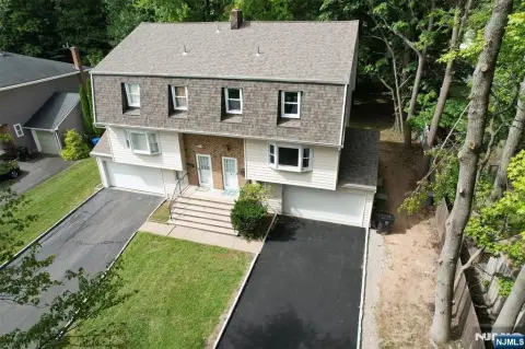 Renovated Duplex with Primary Suite