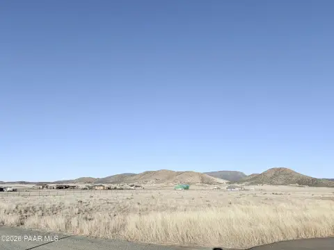 Land in Lonesome Valley Community