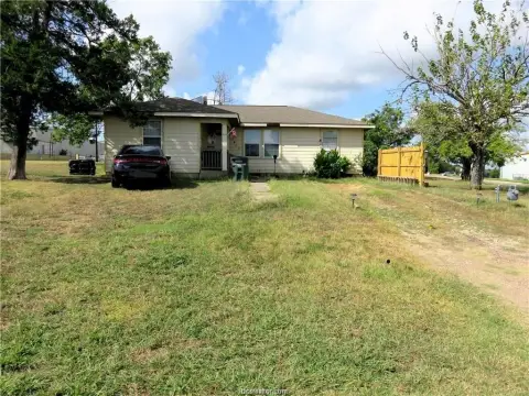 Commercially Zoned Live-Work Home