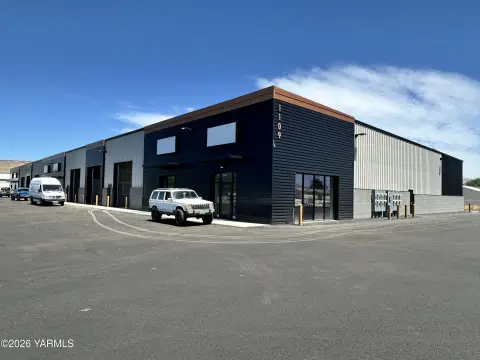 Flex Industrial Unit with Glass Front
