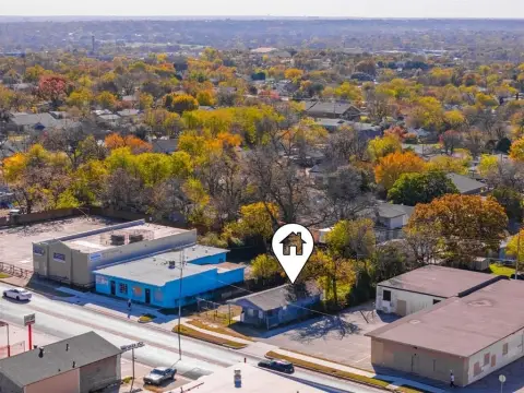 Commercial Land in Fort Worth