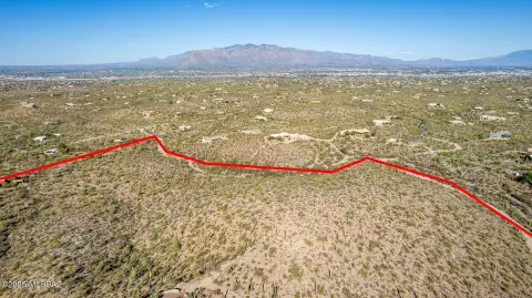 Land in Exclusive Tucson Enclave