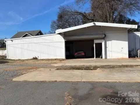 Convenience Store Building