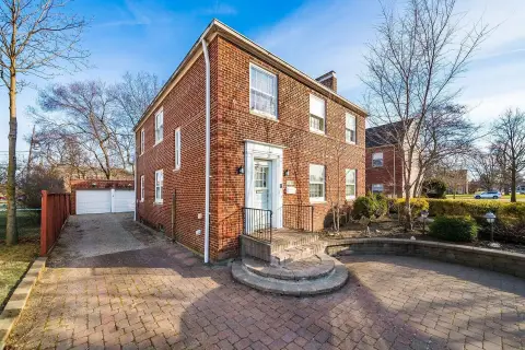 Triplex with Separate Detached Unit
