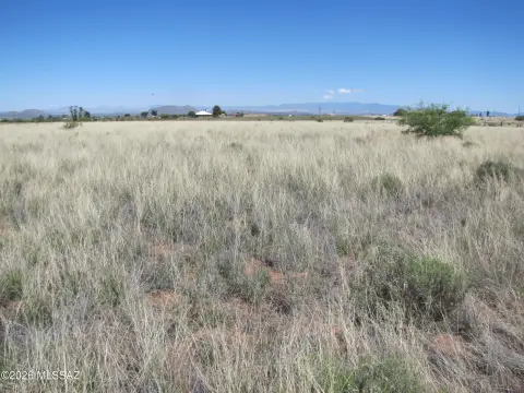 Land with Cochise Stronghold Views