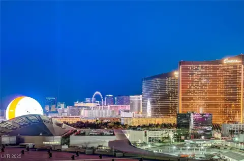 Remodeled High-Rise Unit with Strip Views