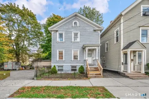 2-Unit Duplex with Garden Apartment