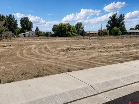Residential Homebuilding Lot