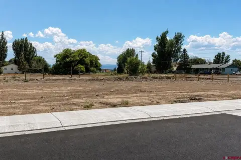 Residential Homesite in Established Community