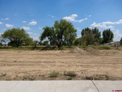 Residential Homesite in Orchard Estates