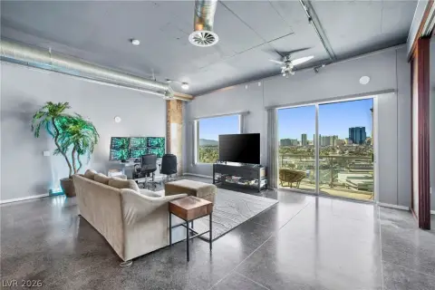 Las Vegas Arts District Loft