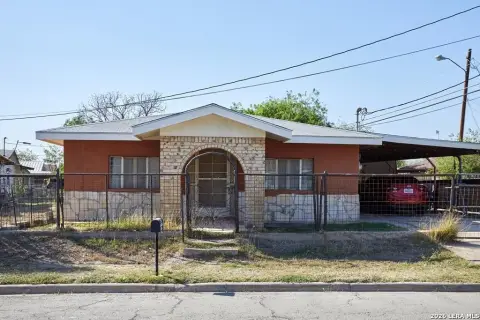 Corner Lot Duplex with Separate Entrances