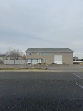 Flex Building with Showroom