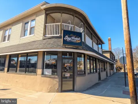 Updated Corner Retail Space