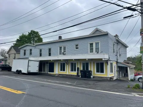 Leased Mixed-Use Property