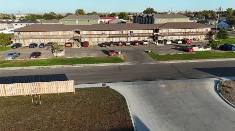 20-Unit Garden-Style Apartment Building
