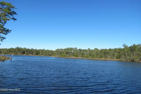 Waterfront Acreage Near Oriental, NC