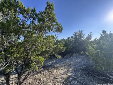 Bandera, TX Lakeside Lot