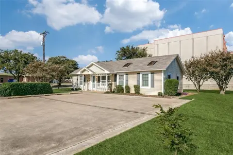 Office Space in Lewisville, TX