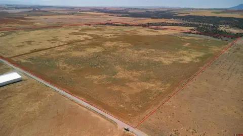 Irrigated Farmland with Center Pivot
