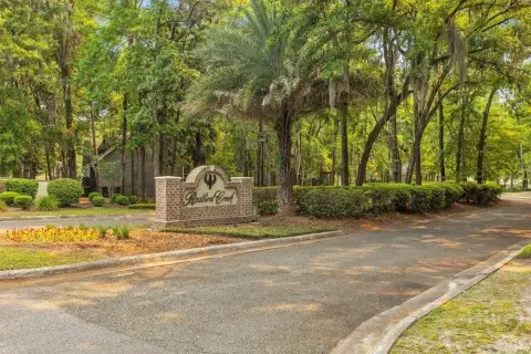 Residential Land in Richmond Hill