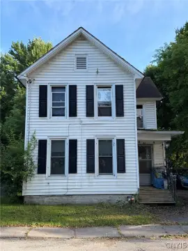 Duplex With Two Occupied Units