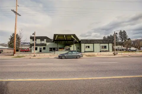 Mixed-Use Property with Garage