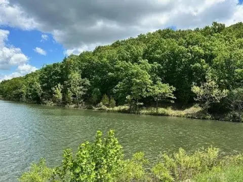 Diamond Lake Waterfront Land