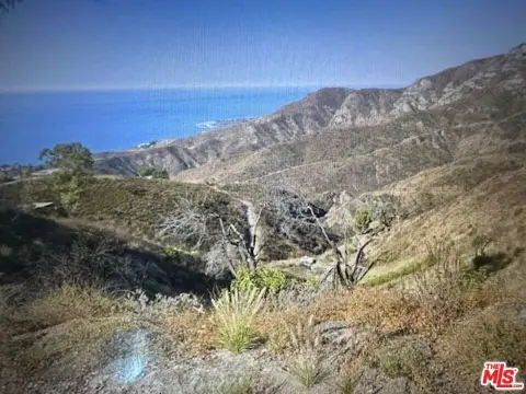 Land in Malibu, California