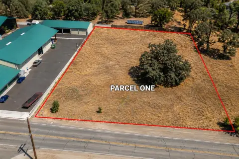Level Commercial Land