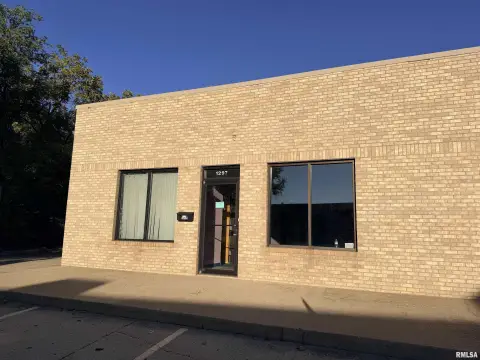 Clear-Span Specialty Space