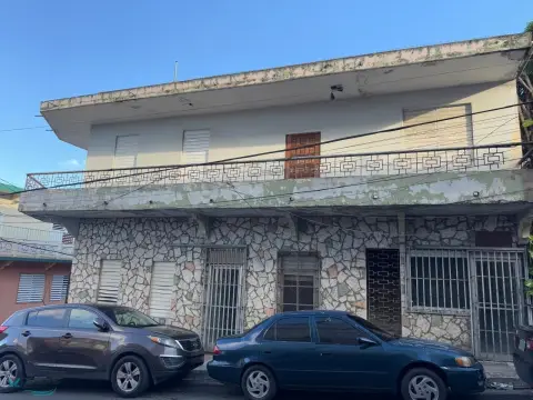 Mixed-Use Building in San Lorenzo