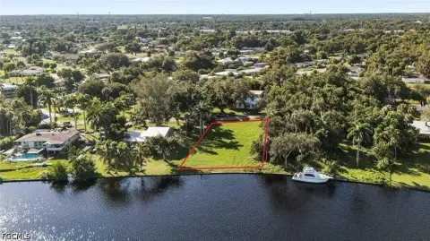 Waterfront Land on Caloosahatchee River