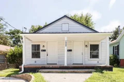 Duplex with Granite Countertops