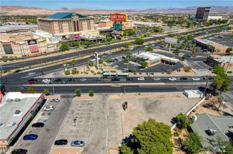 Commercial Lot in Las Vegas
