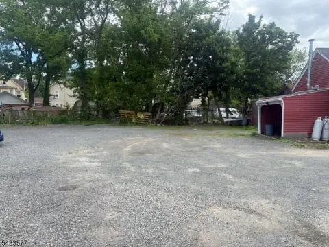 Garwood Yard/Storage with Buildings