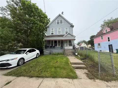 Duplex with Off-Street Parking