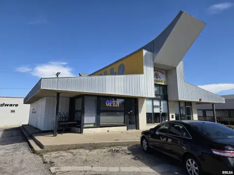 Corner Restaurant Property