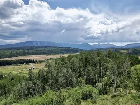 Mountain Homesite with Trail Access