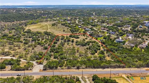 Fully Fenced Agricultural Acreage