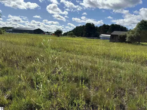 Commercial Lot on High-Traffic Route