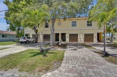 Pompano Beach Fourplex Investment Opportunity