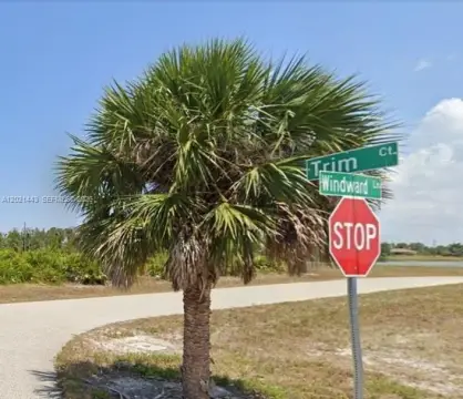 Residential Lot in Rotonda Sands